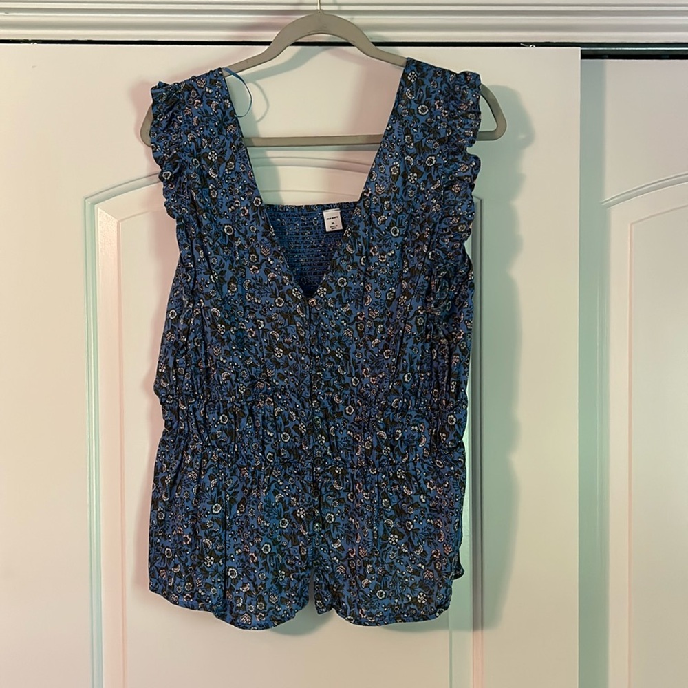 Old navy top